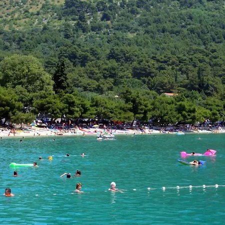 Apartamento With A Parking Space Zaostrog, Makarska - 15656