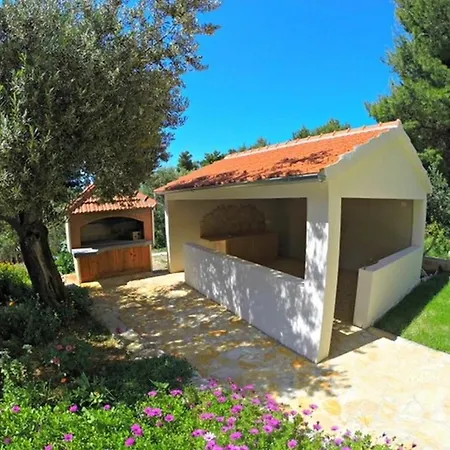 Apartamento With A Parking Space Zaostrog, Makarska - 15656 *