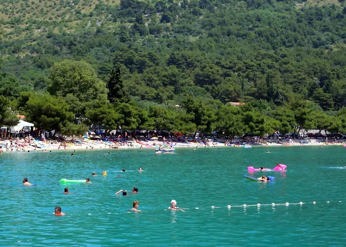 Apartamento With A Parking Space Zaostrog, Makarska - 15656