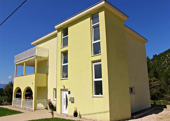 Apartamento With A Parking Space Zaostrog, Makarska - 15656 *